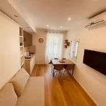 Apartmán Duci House *